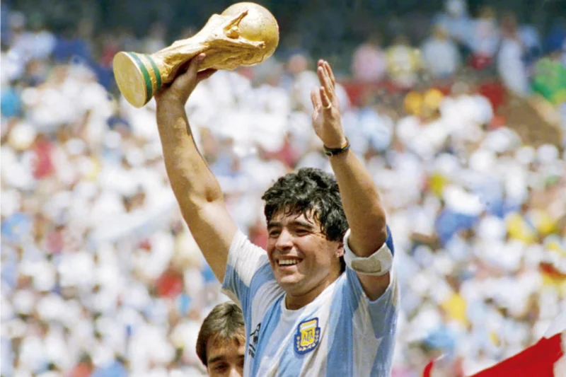 Tiền vệ Diego Maradona - Cầu thủ xuất sắc của Argentina
